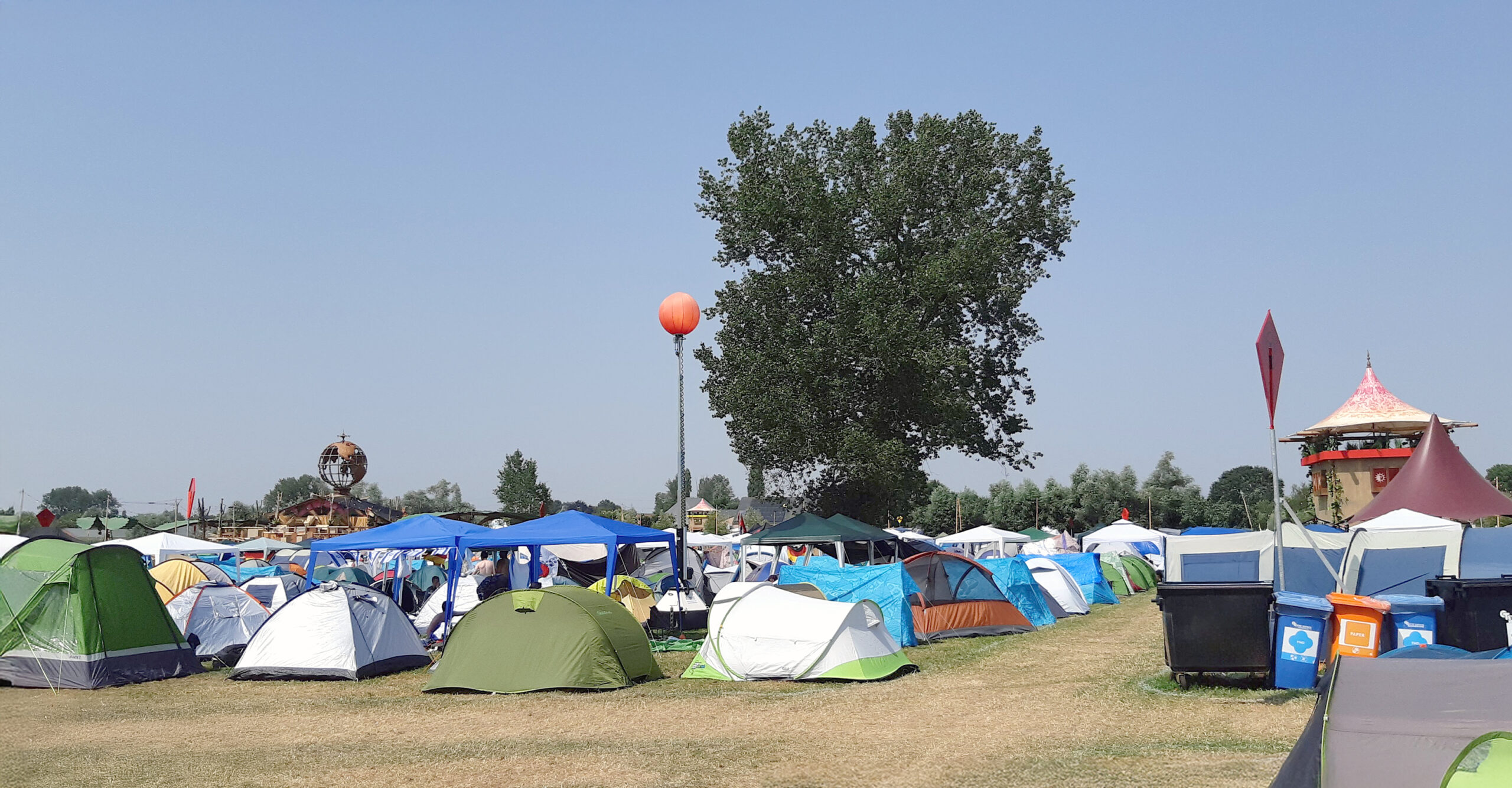 Slideshowafbeelding van duurzame en efficiënte verlichting voor professioneel gebruik.